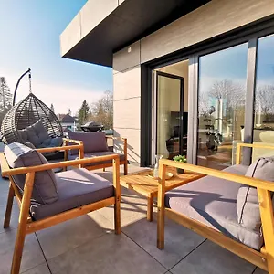 Fynbos Deluxe, Penthouse Oder Balkon, Parkplatz Straubing